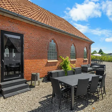 Frothi - 550m From The Sea By Interhome *