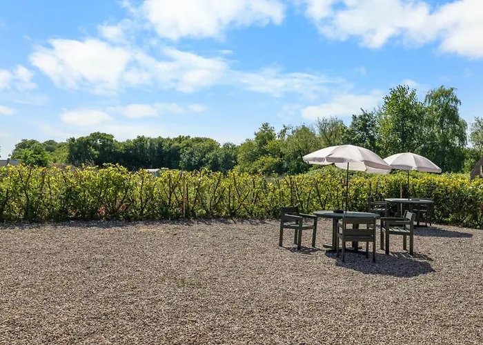 Frothi - 550m From The Sea By Interhome *